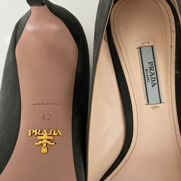 Prada Pumps - Picture 2 of 5